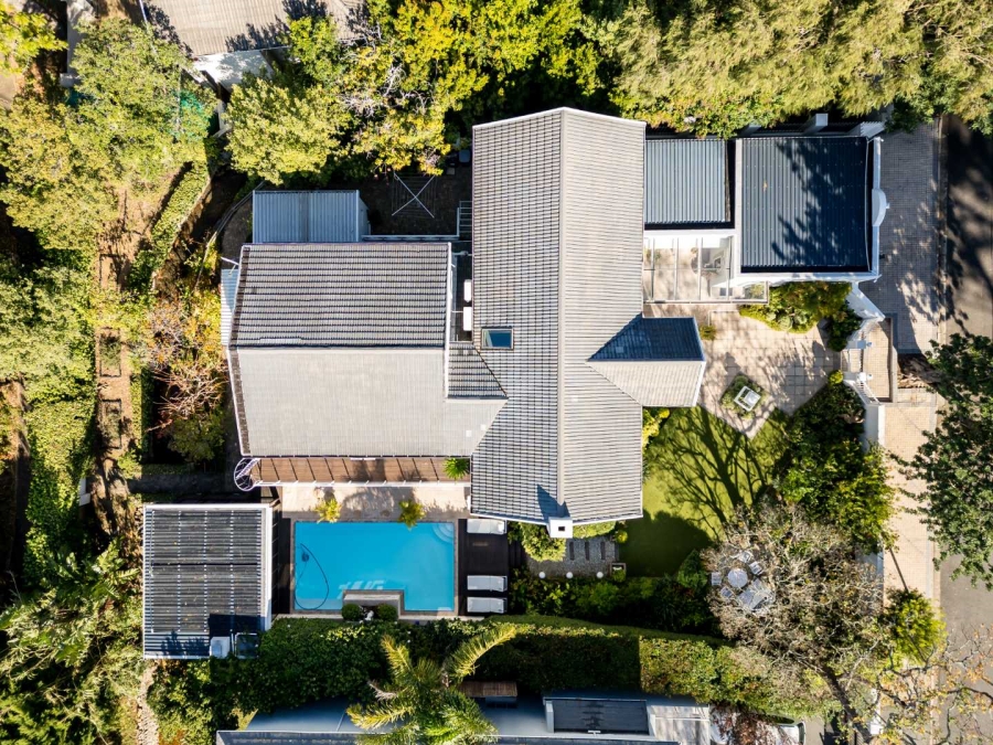 6 Bedroom Property for Sale in Newlands Western Cape